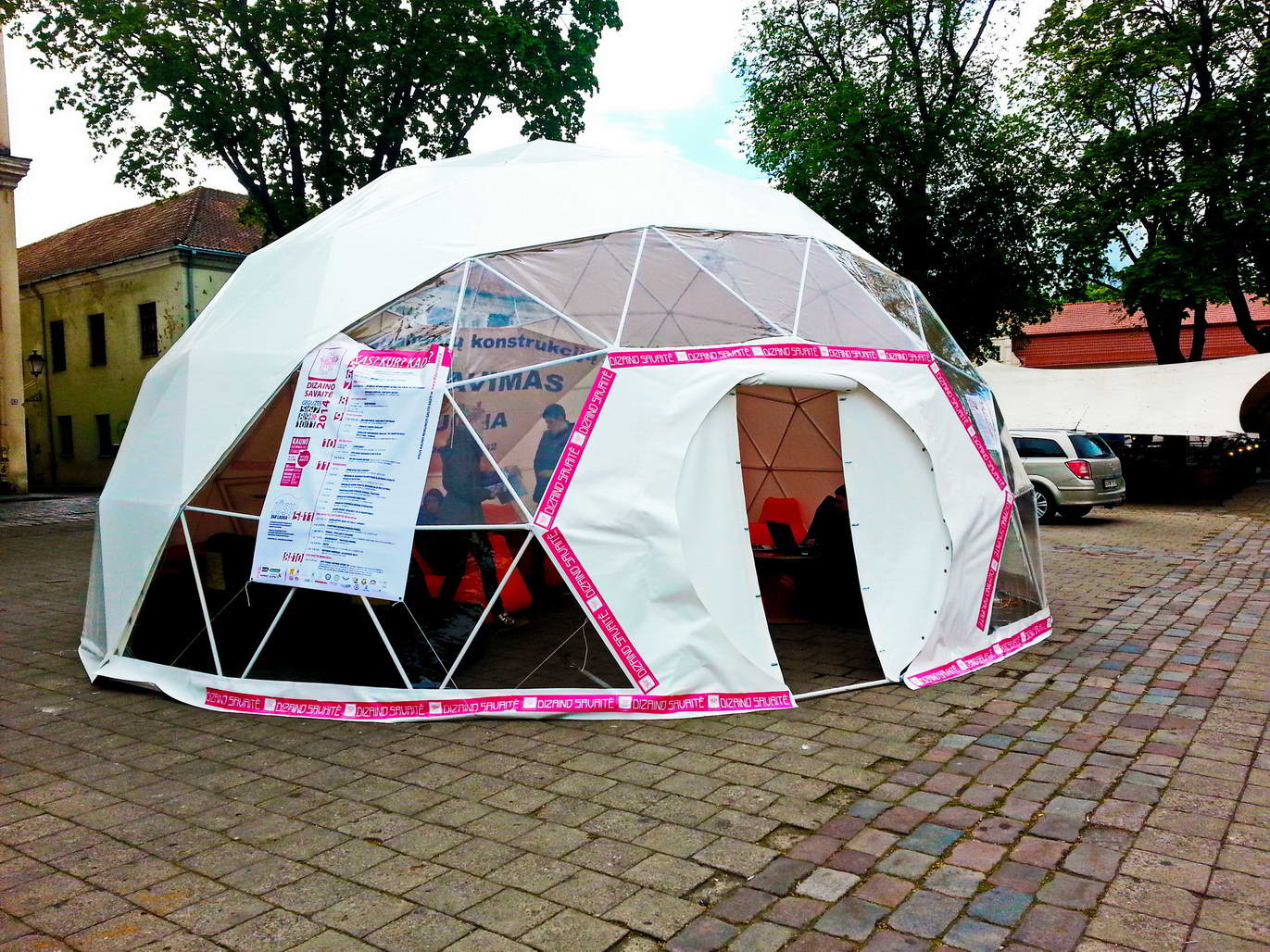 Mobilus Kupolas Ø8m, Skirtas 2014 m. Dizaino Savaitei, Kaunas, Lietuva