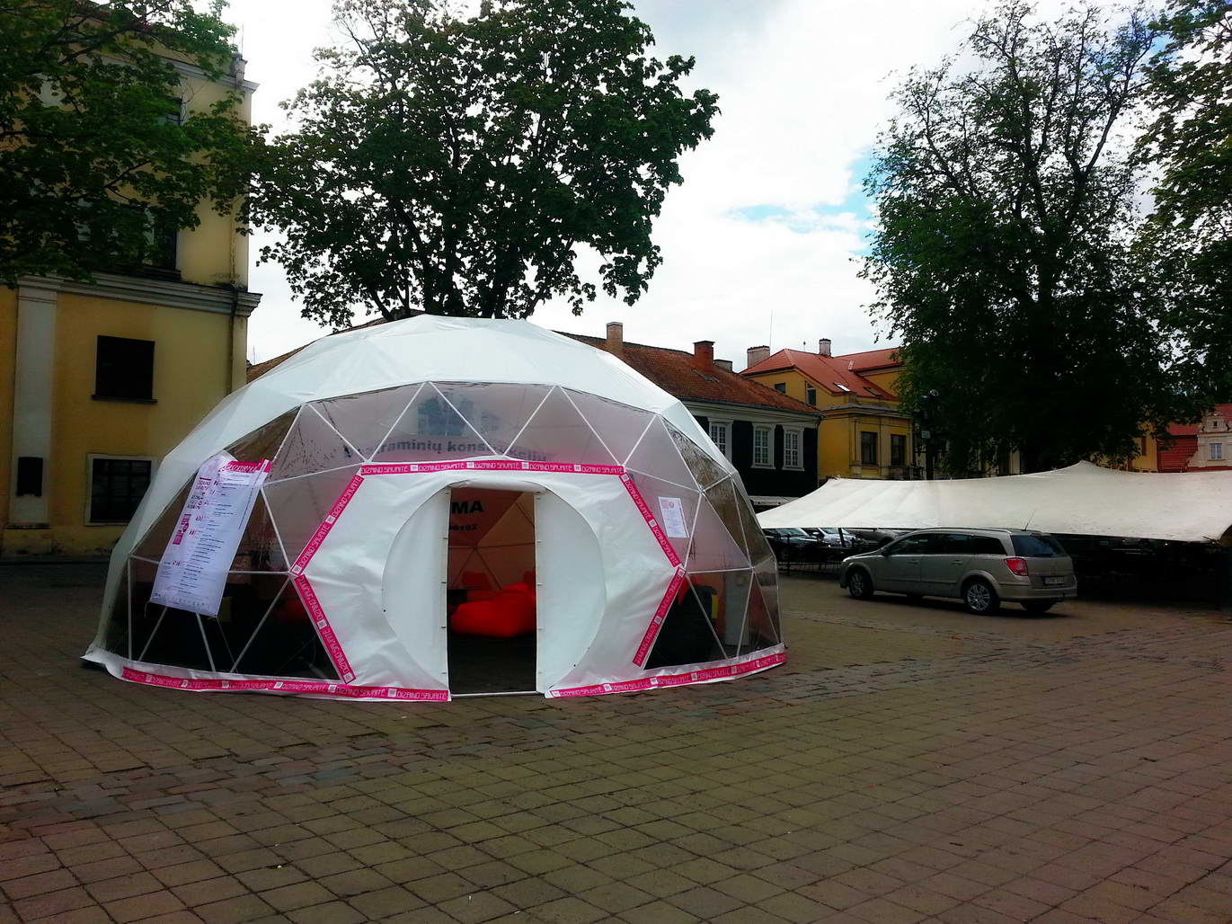 Mobilus Kupolas Ø8m, Skirtas 2014 m. Dizaino Savaitei, Kaunas, Lietuva