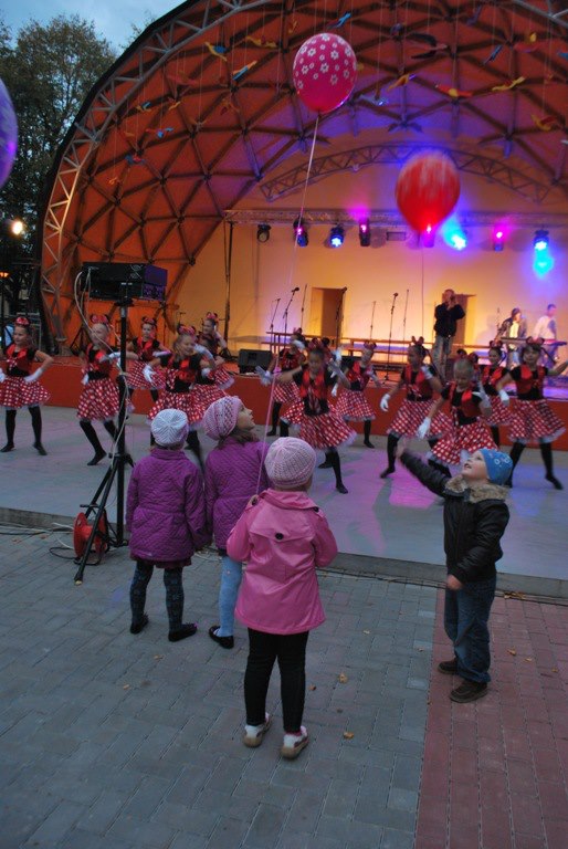 Public Park Stage Dome Ø15m | Estrada Geodesic Dome, Salcininkai, Lithuania