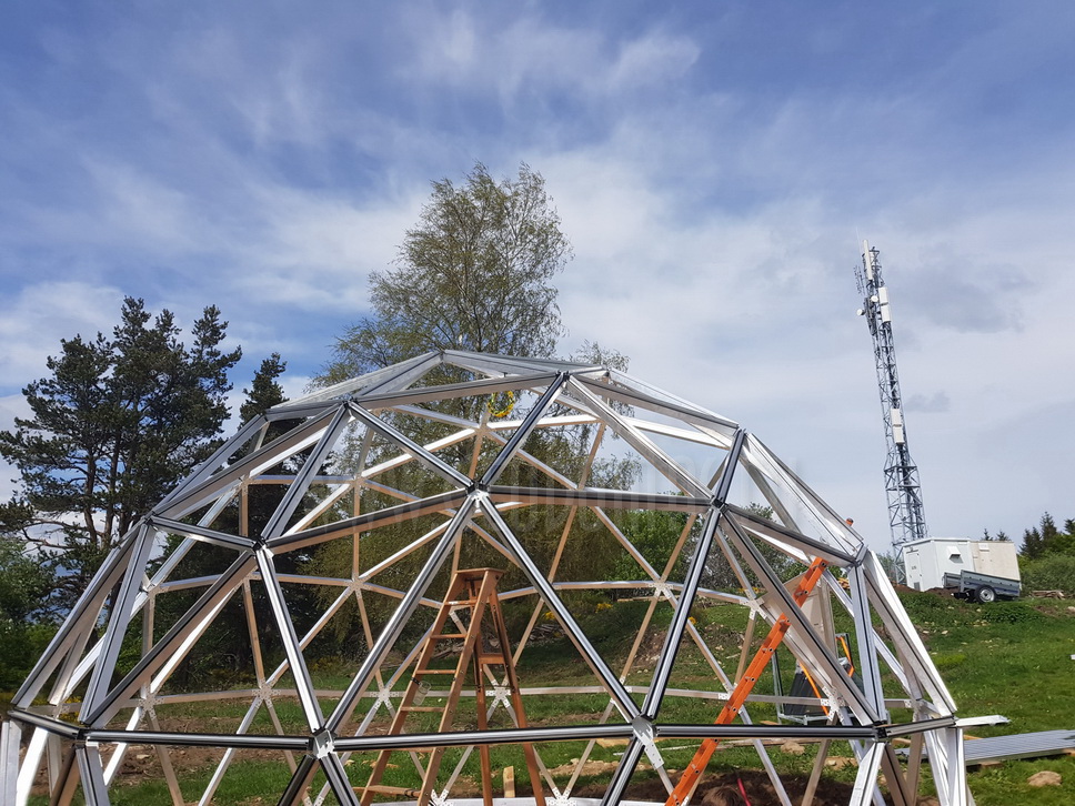 30m2 Ø6m Mobilus Namelis | Apšiltintas kupolas su stiklofasadu