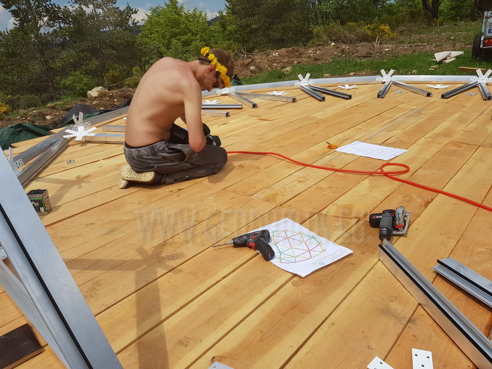 30m2 Ø6m Mobilus Namelis | Apšiltintas kupolas su stiklofasadu