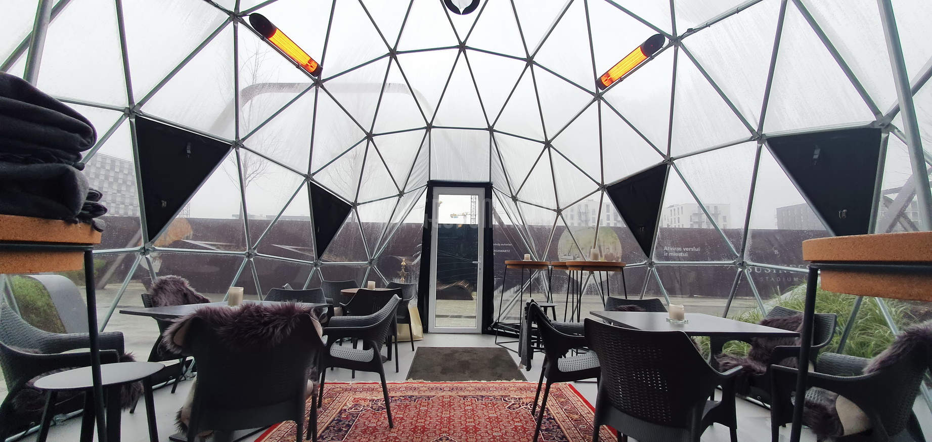 Hybrid Ø7x5m Stella Artois BLACK DOME | Brussels Mussels, Vilnius