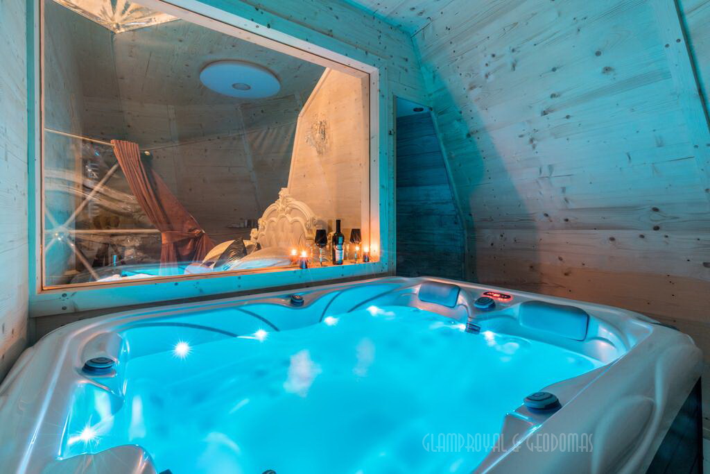 35m² x4set Glamp Royal Resort – Ø6,7m Domes | Zakopane, Poland