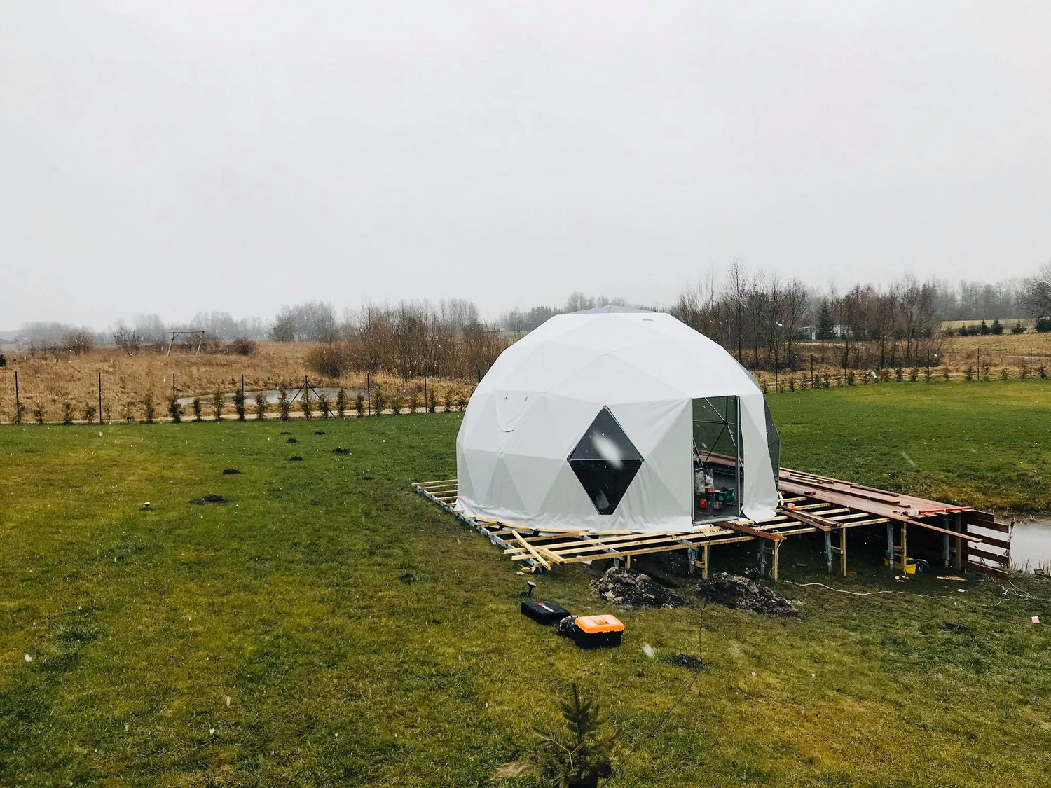 28m² Glamping Kupolas Ø6m | Viešbutis Asimarė